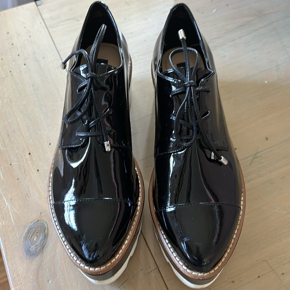 DKNY Women's Black/White Platform Oxfords - Picture 2 of 13